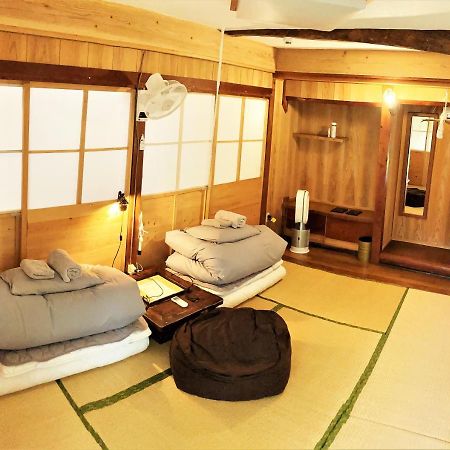 奄美ゲストハウス Hub A Nice Inn Setouchi  Exterior foto