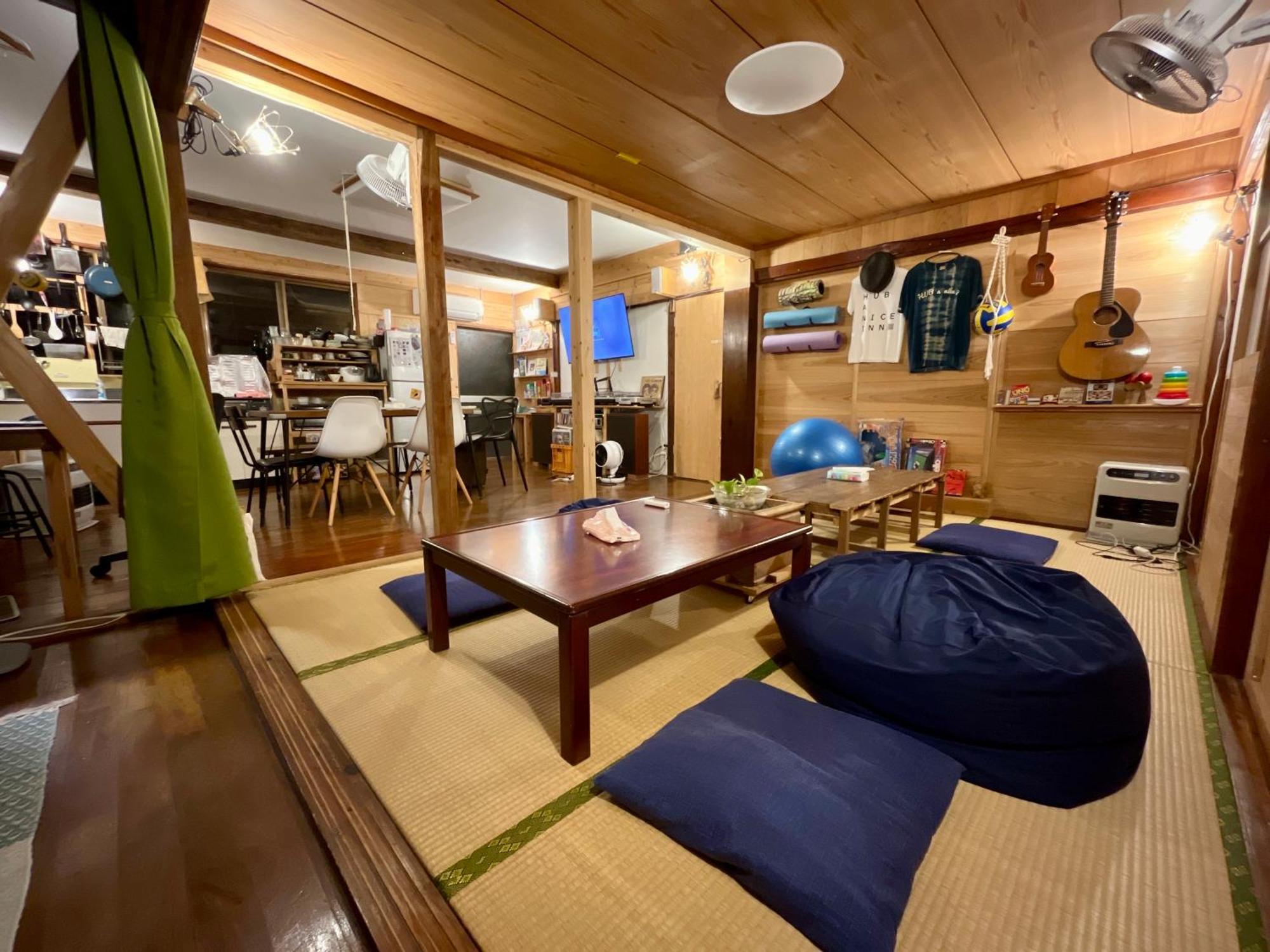 奄美ゲストハウス Hub A Nice Inn Setouchi  Exterior foto
