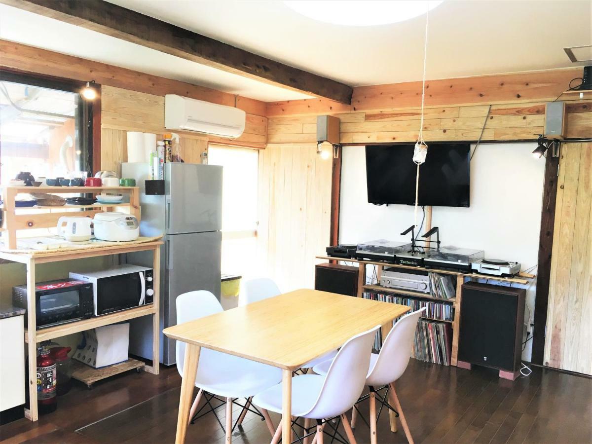 奄美ゲストハウス Hub A Nice Inn Setouchi  Exterior foto