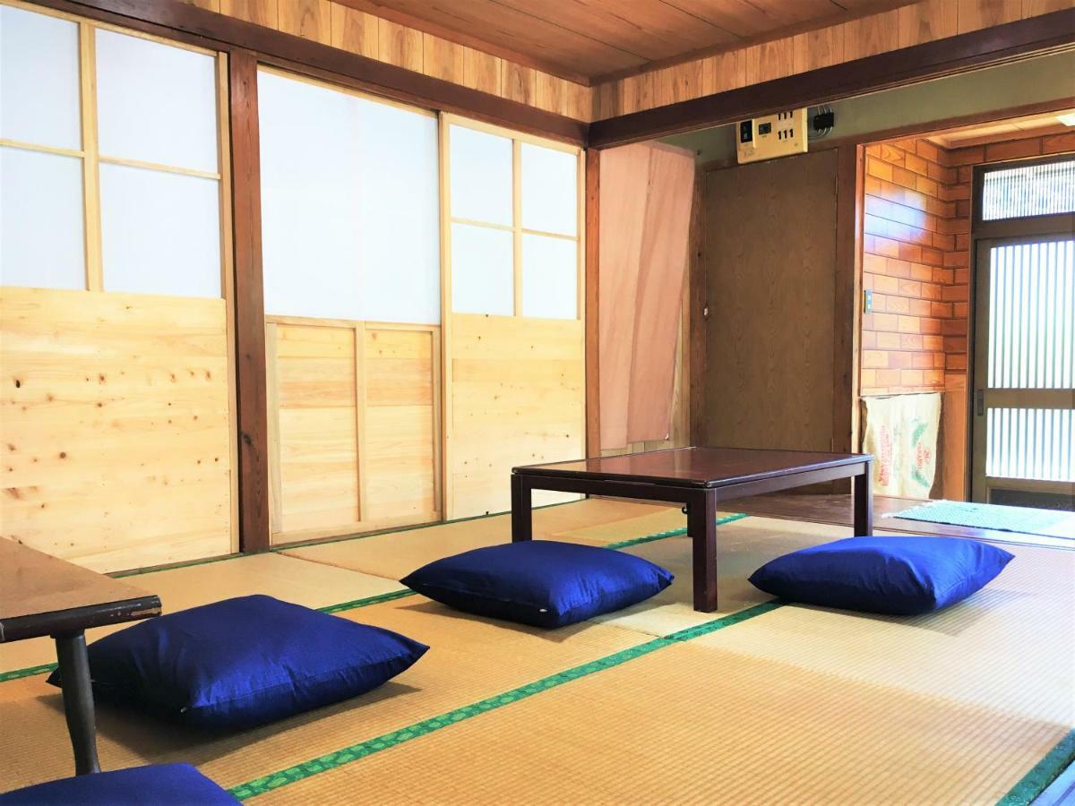 奄美ゲストハウス Hub A Nice Inn Setouchi  Exterior foto